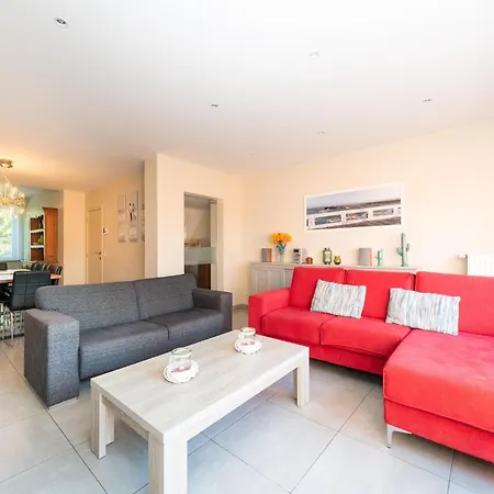 Holiday home Spacious With Garden, Cleaning Included *